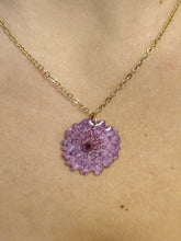Charger l'image dans la galerie, Collier fleur naturelle rose