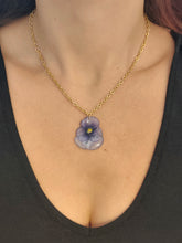 Charger l'image dans la galerie, Collier fleur naturelle Pensée bleue