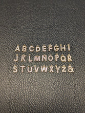 Charger l'image dans la galerie, Breloques Lettres