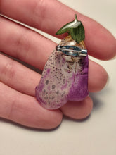 Charger l'image dans la galerie, Broche fleur naturelle Digitalis purpurea