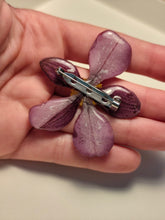 Charger l'image dans la galerie, Broche fleur naturelle Pulsatille
